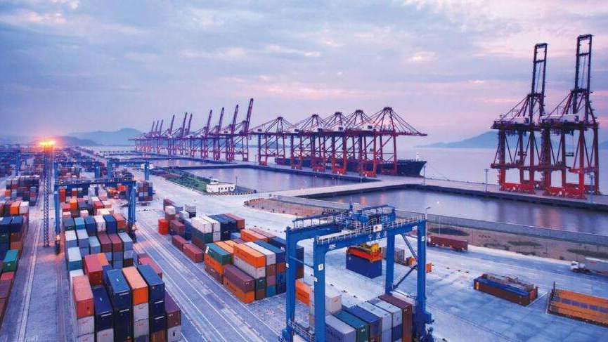 江門海關(guān)助企業(yè)駛?cè)搿爸蟹恰笨燔嚨?進(jìn)出口增長(zhǎng)逾3成